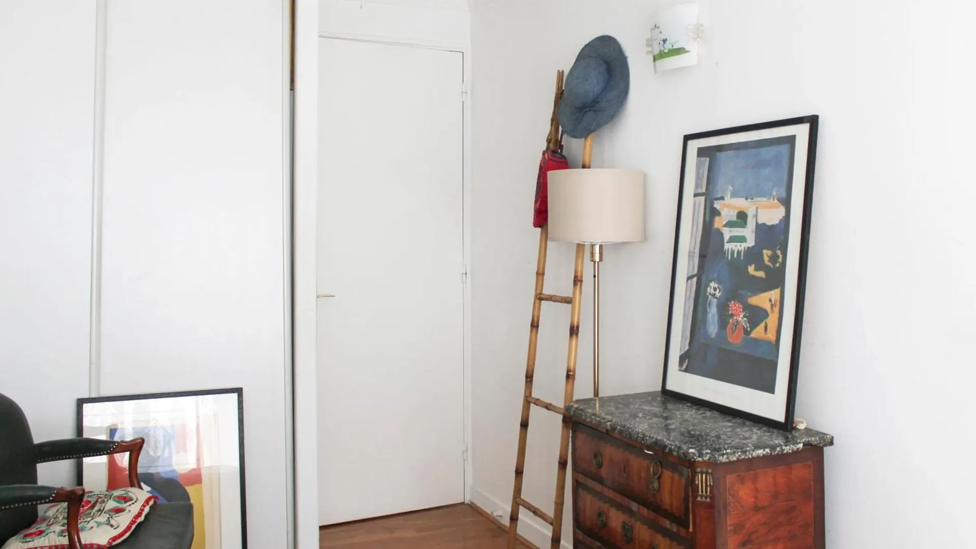 Bright T3 - Near Parc Des Buttes-Chaumont Apartment Paris 0*,  France