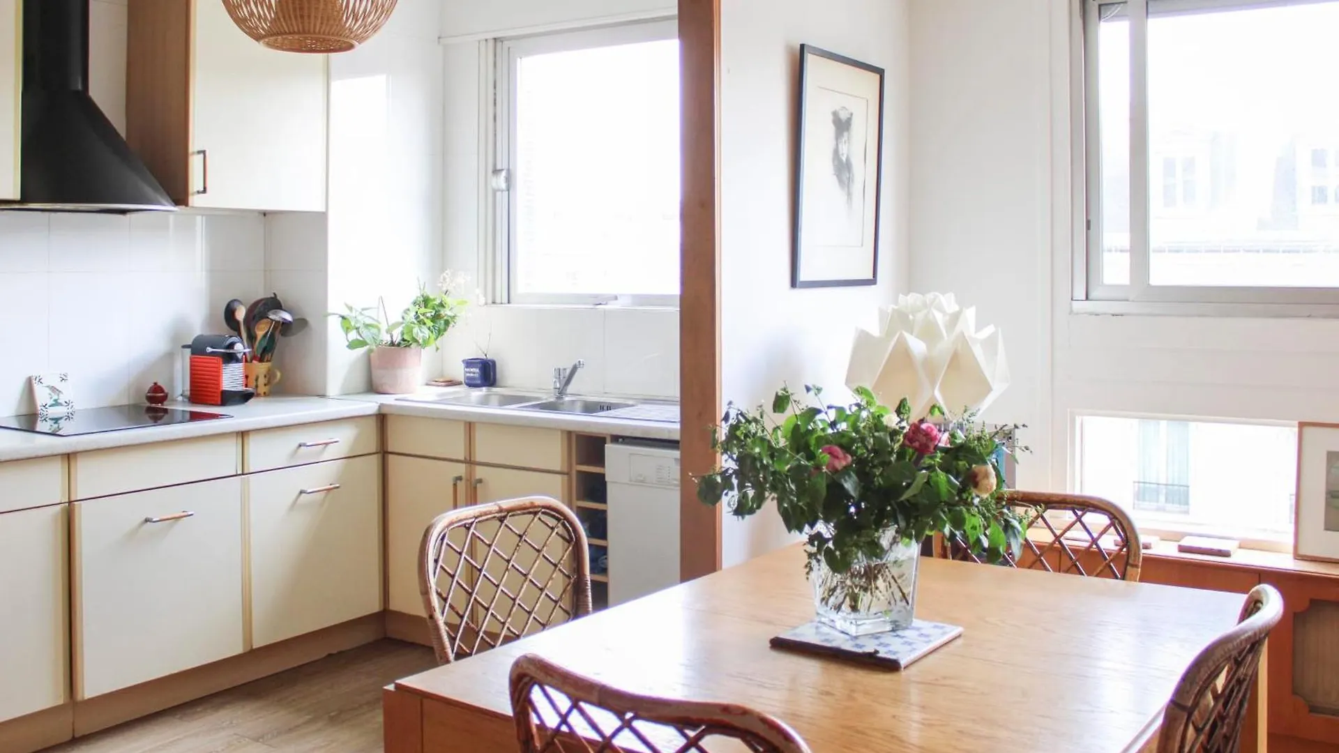 Bright T3 - Near Parc Des Buttes-Chaumont Apartment Paris